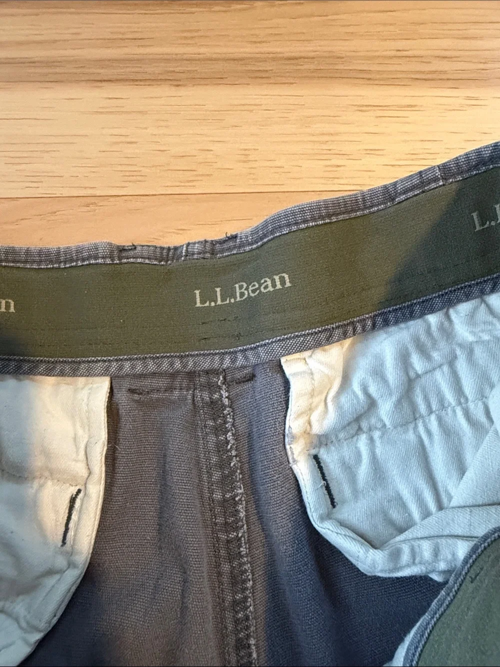 Men's L.L. Bean Casual Gray Utility Shorts